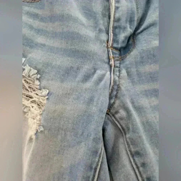 Hot Kiss Women's Size 5 Juniors Light Color Distressed Jeans - Picture 6 of 16